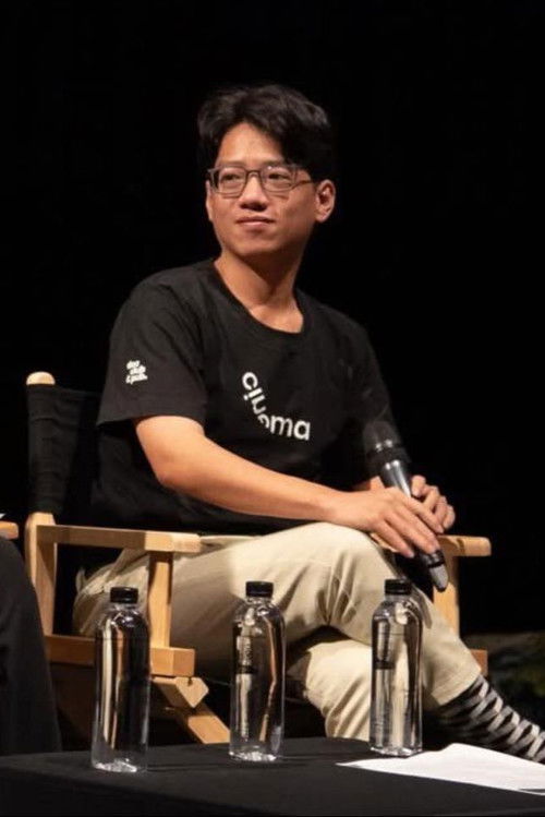 Chayanin Tiangpitayagorn as Self