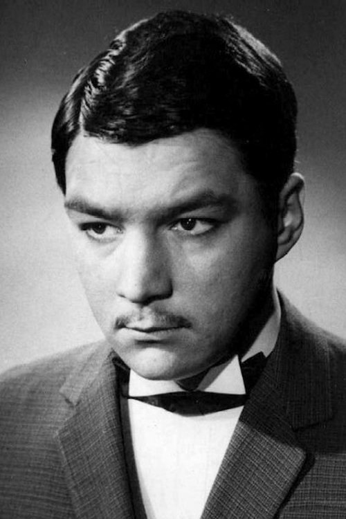 Leonid Reutov as lieutenant commander