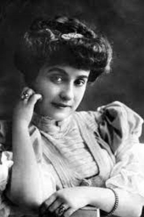 Jeanne Marie-Laurent as Madame Lintz