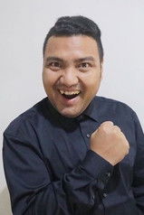 Ibob Tarigan as Kakak Kiki