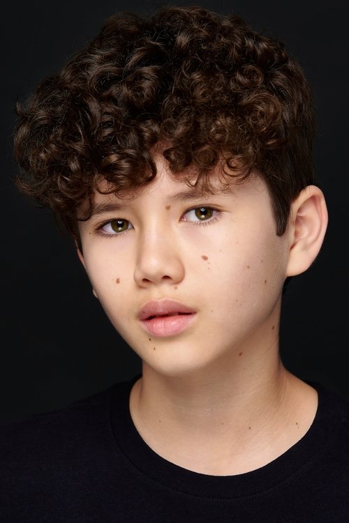 Wyatt Lindner as Hero Pop Kid