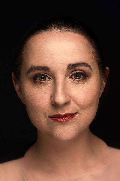 Jevgenija Karpikova as Svetlana