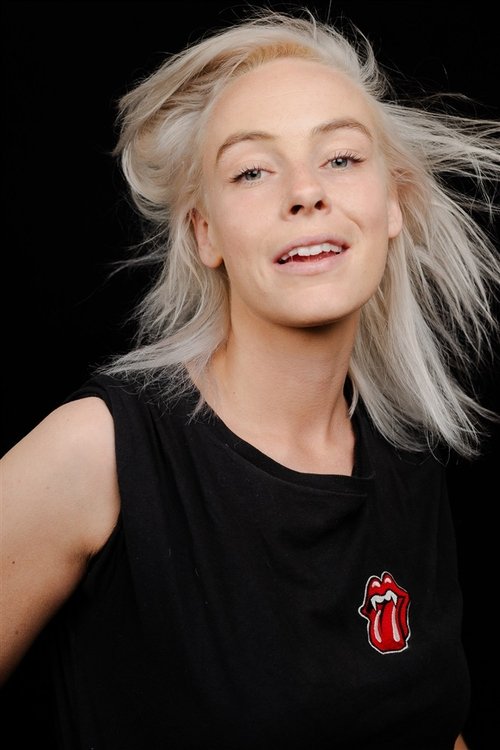 Holly-Rose Clegg as Elphaba jeune