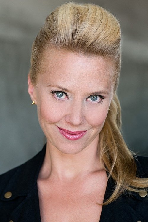 Sirena Irwin as Queen Atlanna (voice)