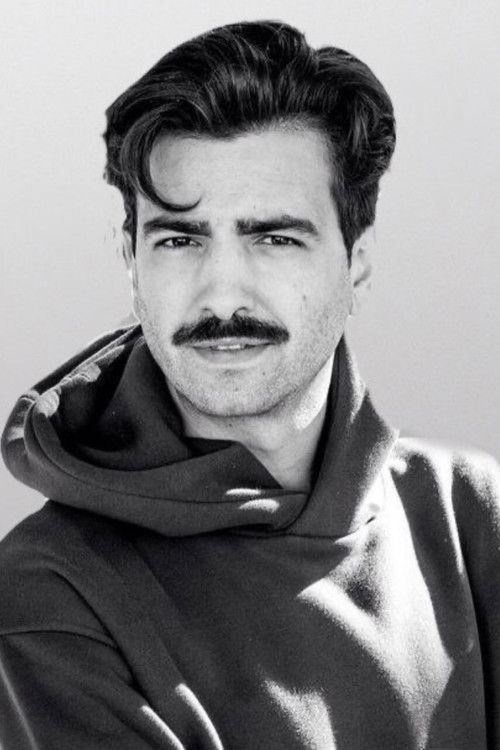 André Imenso Cruz as Vasco