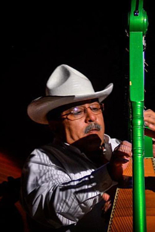 Luis Eduardo Acosta De la Rosa as Musician (uncredited)