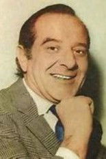 Darío Vittori as Sr. Andrade