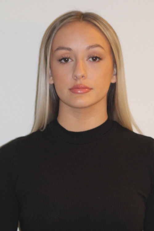 Satori Rekstad as Olivia Bieben