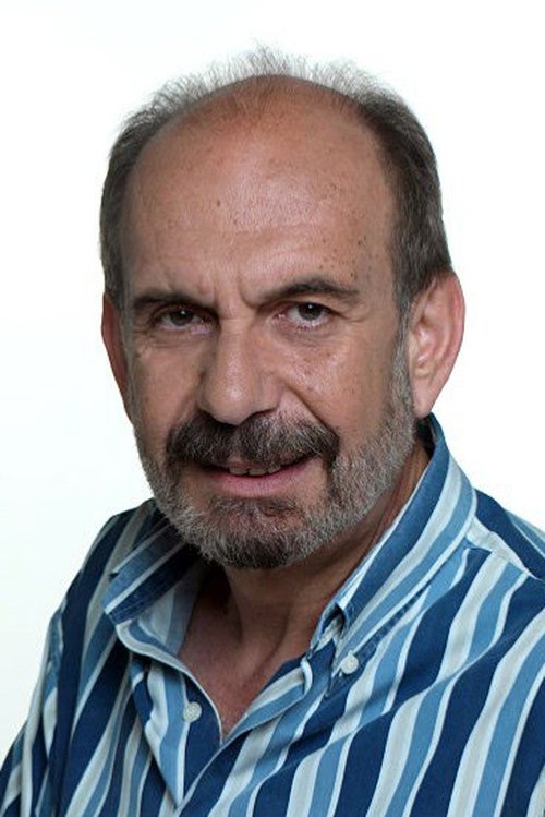 Kosmas Zaharof as Σταύρος