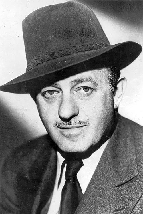 Ben Hecht as Court Interviewer with Pipe (uncredited)