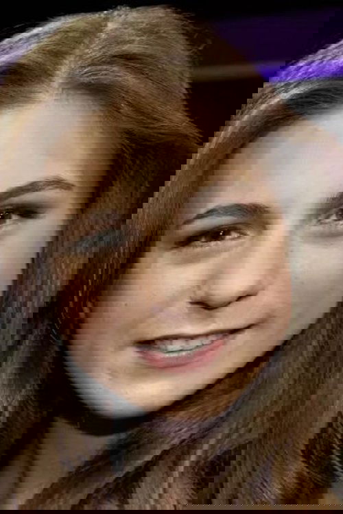 Caroline Dahl as Nanna