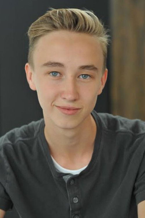 Ruairi MacDonald as Puddy (voice)