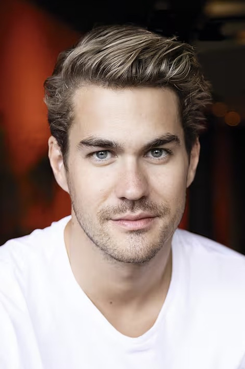 Julien Lacroix as Sébastien