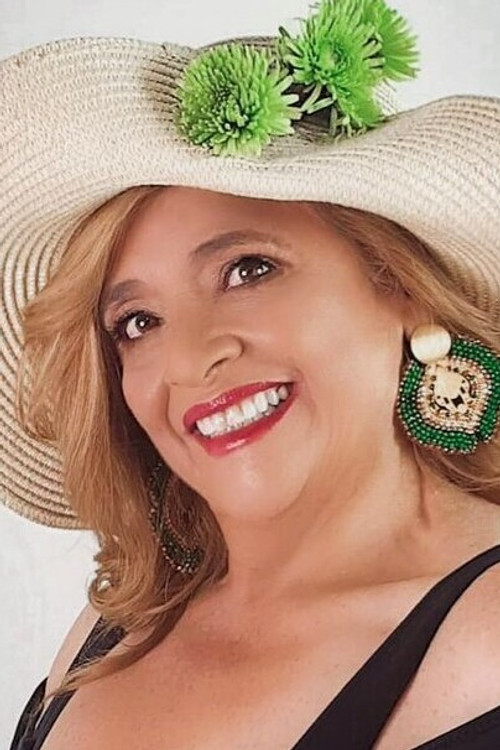 Inés Prieto as Sirvienta