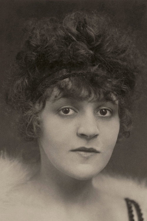 Anita Berber as Lola, dessen Tochter