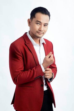 Huỳnh Đông as Thiên Long