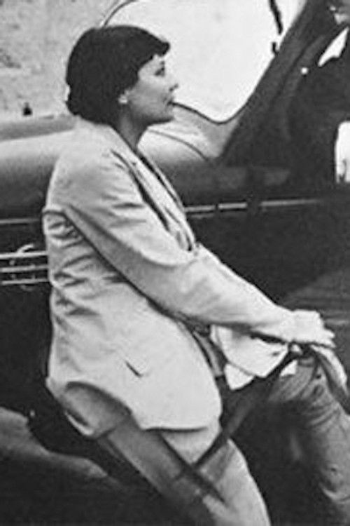 Hekmet Fahmy as سعدية