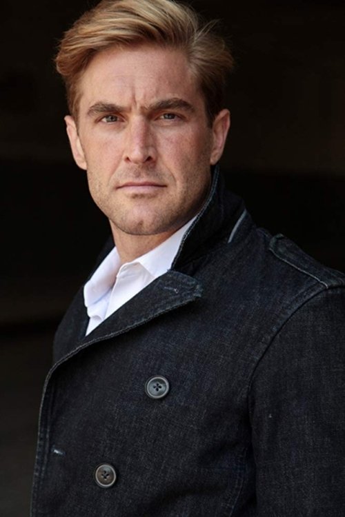 Kyle Devero as Scott