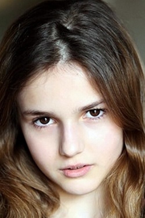 Yona Kervern as Emma Jarjeau