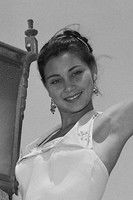 Elena Fancera as La Cassiera