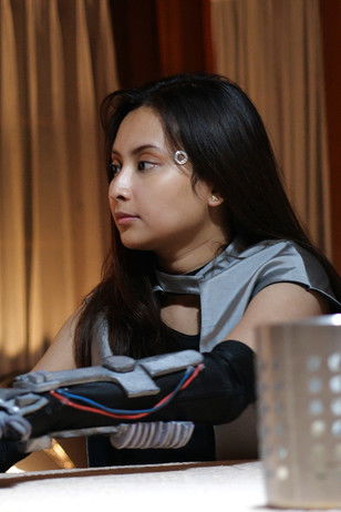 Alya Devara Rifiany as Elise (Full Metal Conscience)