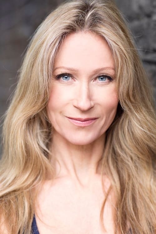 Angela Dixon as Anna Carter