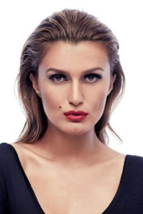 Tuğba Özay as Nilgün Özay/Göktan