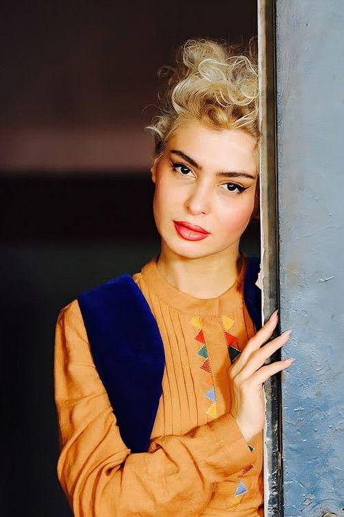 Hani mojtahedy as Kani