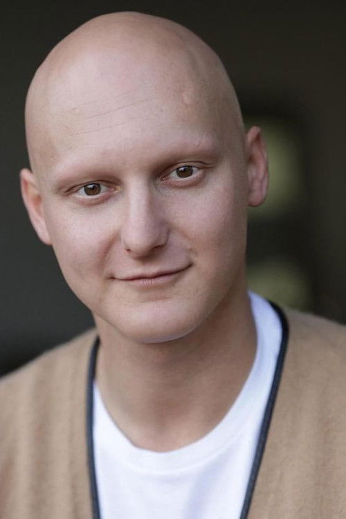 Samuel Giuranna as Professeur strict