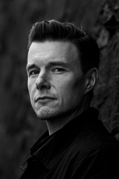 Jarmo Kiuru as Documentary Cinematographer