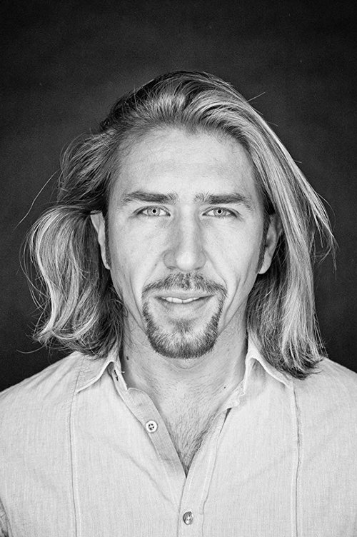 Micky Jukovic as Sumarr