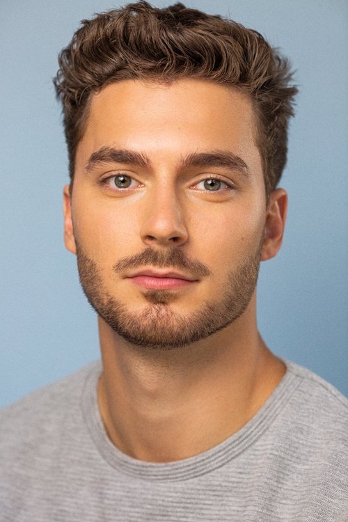 Alexandre Cabana as Ami Noah