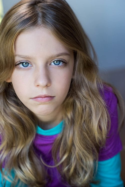 Dylan Beam as Emma