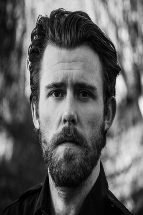Niall McNamee as John Martin Reavey