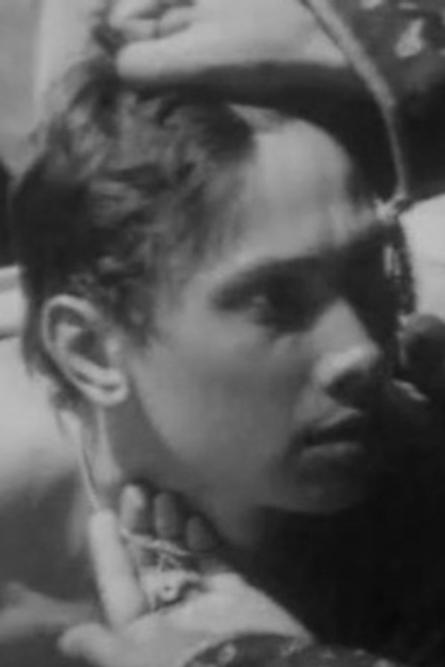 Stanislav Terentyev as Gera Romanov