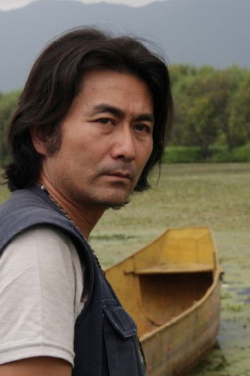 Xu Tieren as Dr. Chen