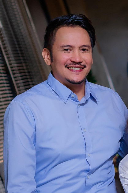 Rendy Khrisna as Maya's father