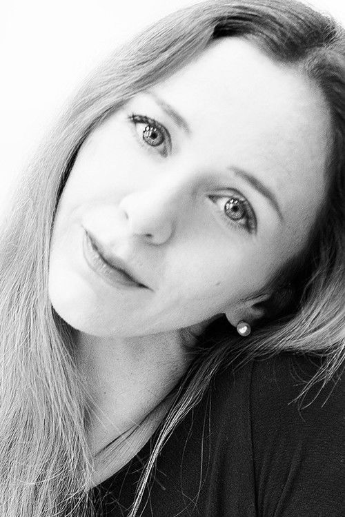 Silvia Azzoni as Angel 1