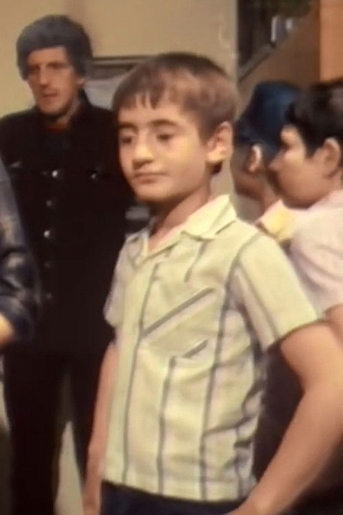 Иван Стефанов as Пепи