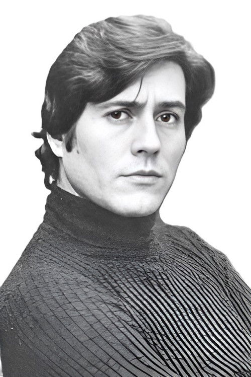 Manolo Otero as Pablo