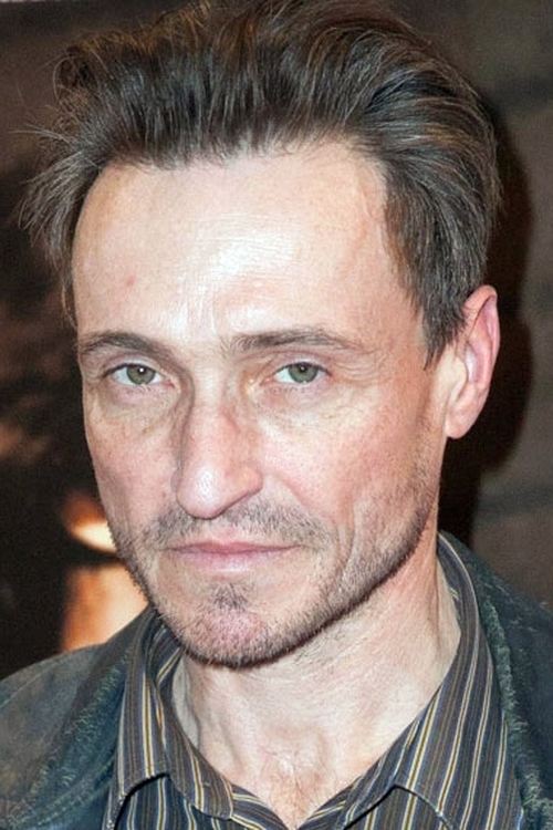 Yann Goven as Johnny