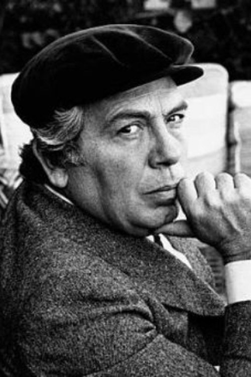 Elio Petri as Bank Customer (uncredited)