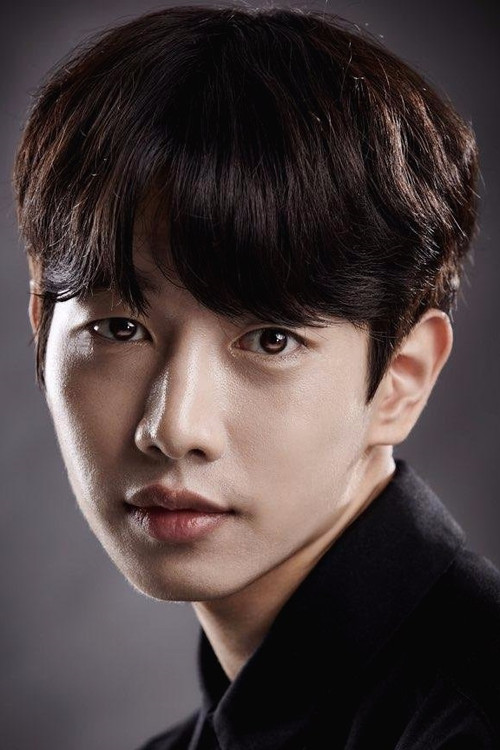 Kang So-wan as Kim Jin-gwon