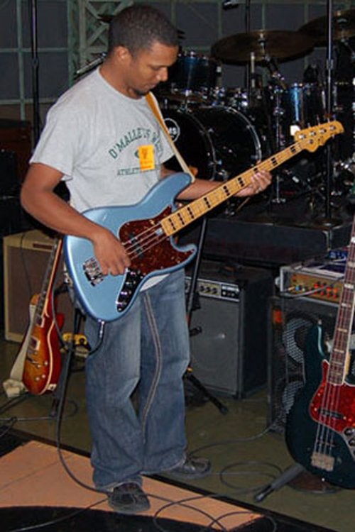 Calvin Turner as Bass