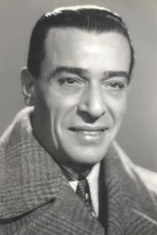 Luis Hurtado as Simón
