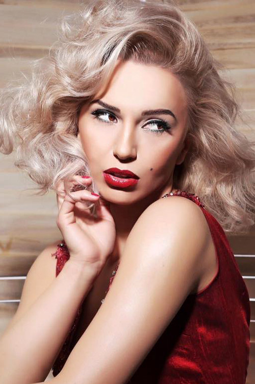 Teuta Krasniqi as Saranda Ismaili-Qorri