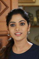 Muktha George as Jhanavi
