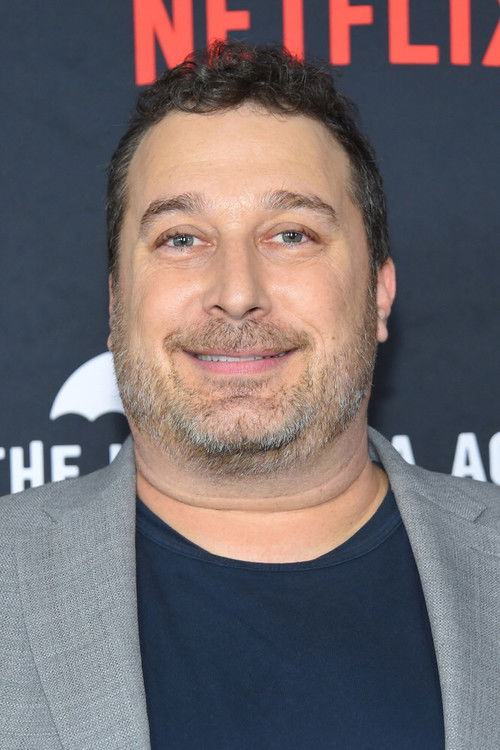 Steve Blackman as Izzy