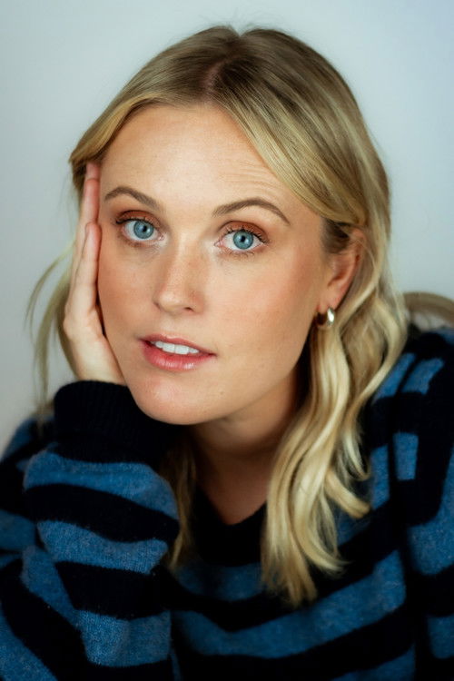 Courtney O'Donnell as Stacey