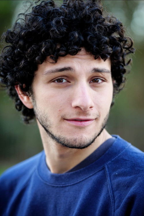 Giacomo Galeone as Flavio